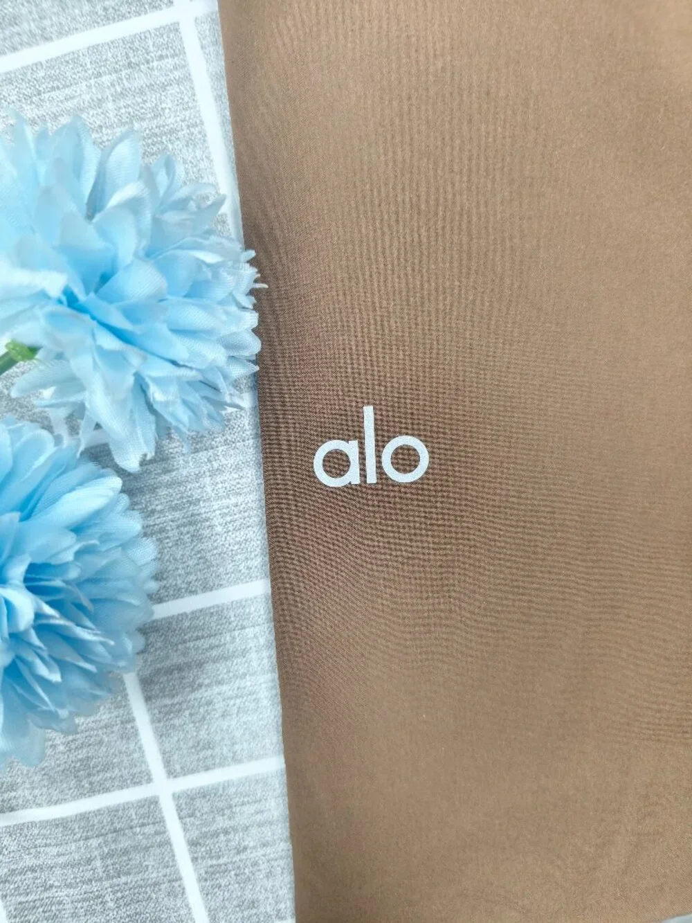 Women's ALO Yoga 30
